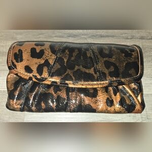 Miche Leopard Print Wallet, Magnetic Closure, Zippered Money & Coin Pockets, EUC